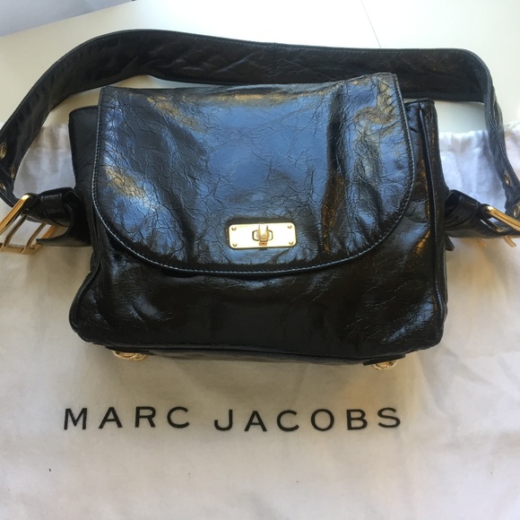 Marc Jacobs Handbags - Marc Jacobs Purse